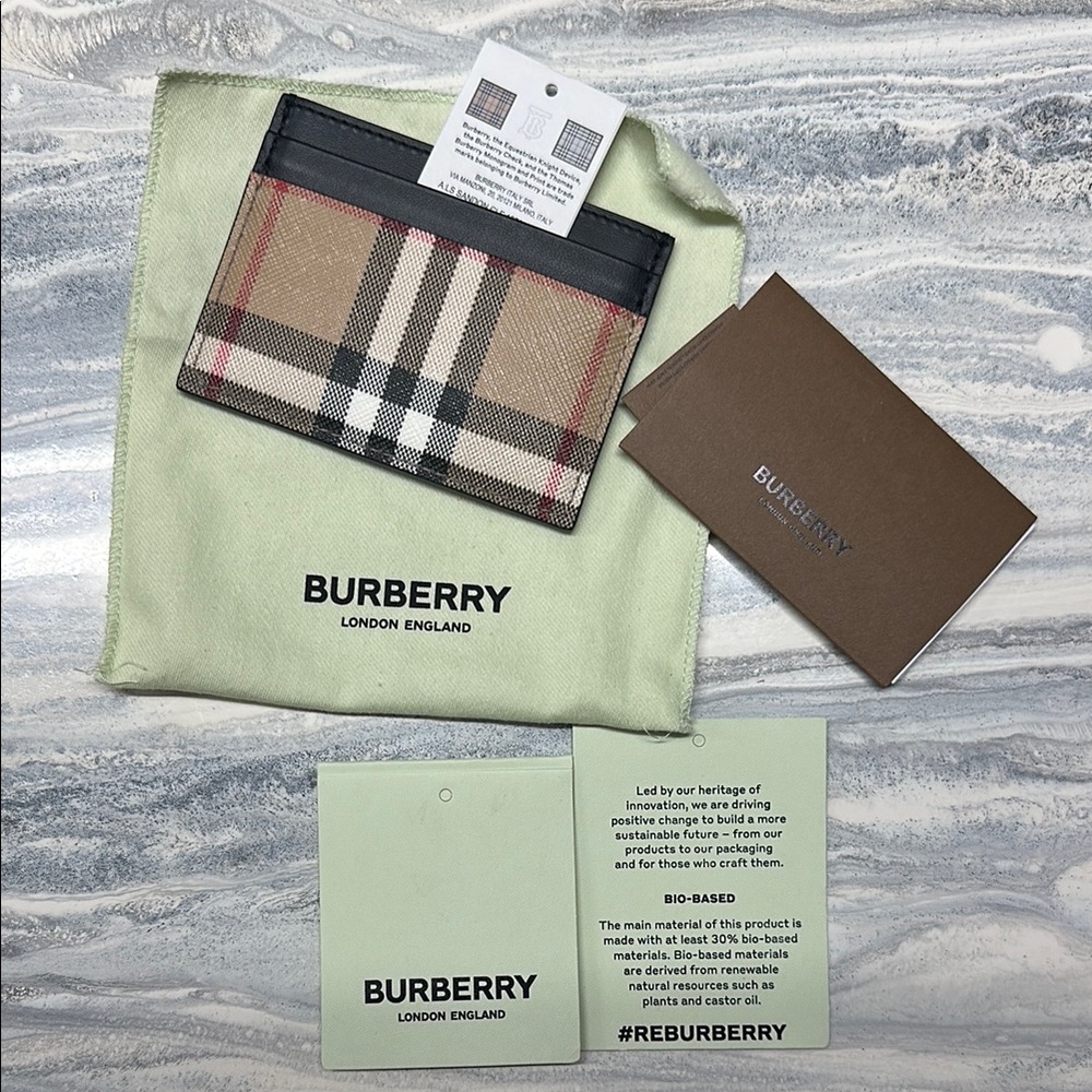 Burberry Beige and Black Card Holder